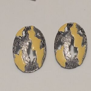 Vintage Jonette Jewelry Oval Earrings